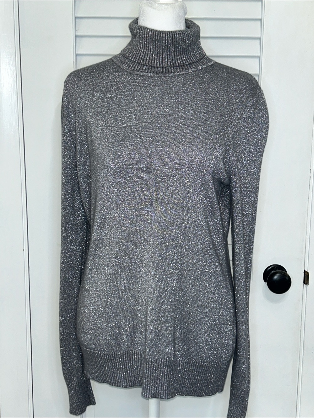 Joseph A. Metallic Silver Gray Turtleneck Sweater M | Holiday Glam